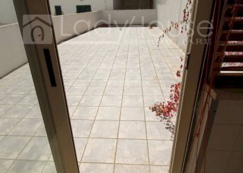 Foto 10 - Commercial Premises via Lecce
 
13, Gallipoli - photo 10