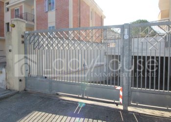 Foto 1 - Box Viale Europa
 
14, Gallipoli - foto 1