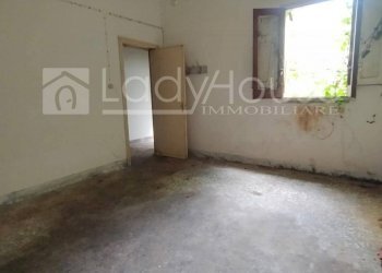 Foto 14 - Villa Via Genova
 
48, Tuglie - foto 14