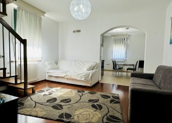 Foto 1 - Trilocale Via Cristoforo Colombo
 
7, Pesaro - foto 1