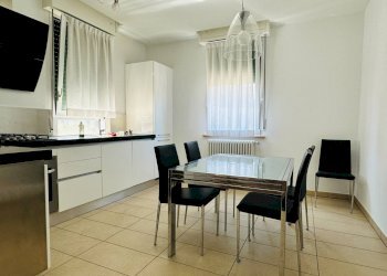 Foto 2 - Trilocale Via Cristoforo Colombo
 
7, Pesaro - foto 2