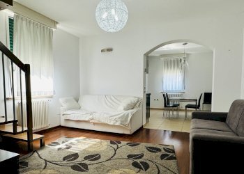 Foto 1 - Trilocale Via Cristoforo Colombo
 
7, Pesaro - foto 1