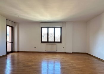 Foto 3 - Trilocale Via Zacconi, Pesaro - foto 3