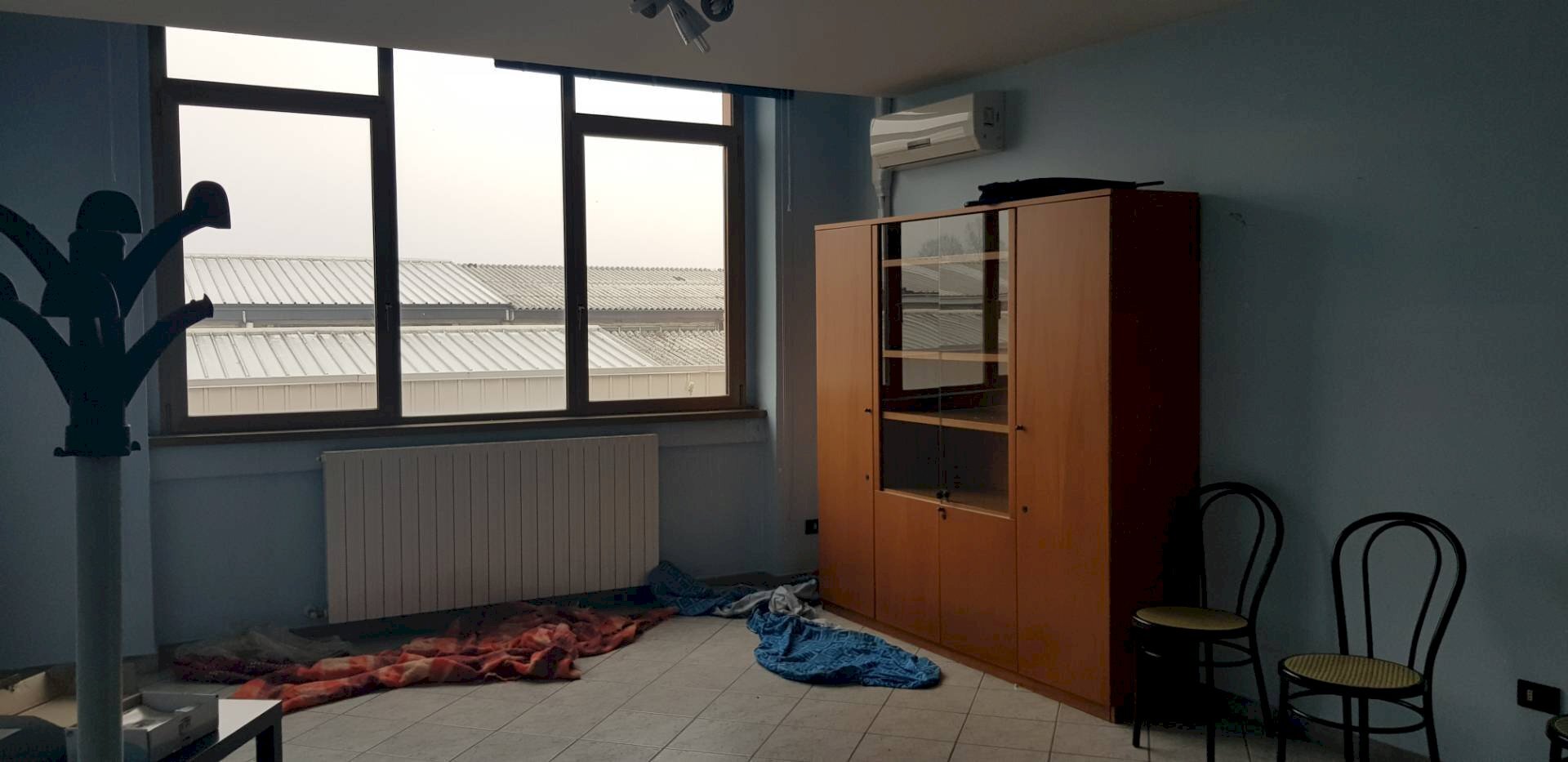 Foto 1 - Laboratorio Via Trieste
 
99, Gorgonzola - foto 1