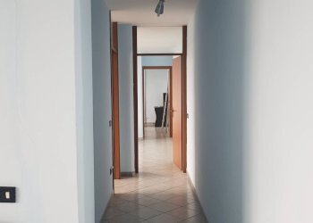 Foto 3 - Laboratorio Via Trieste
 
99, Gorgonzola - foto 3