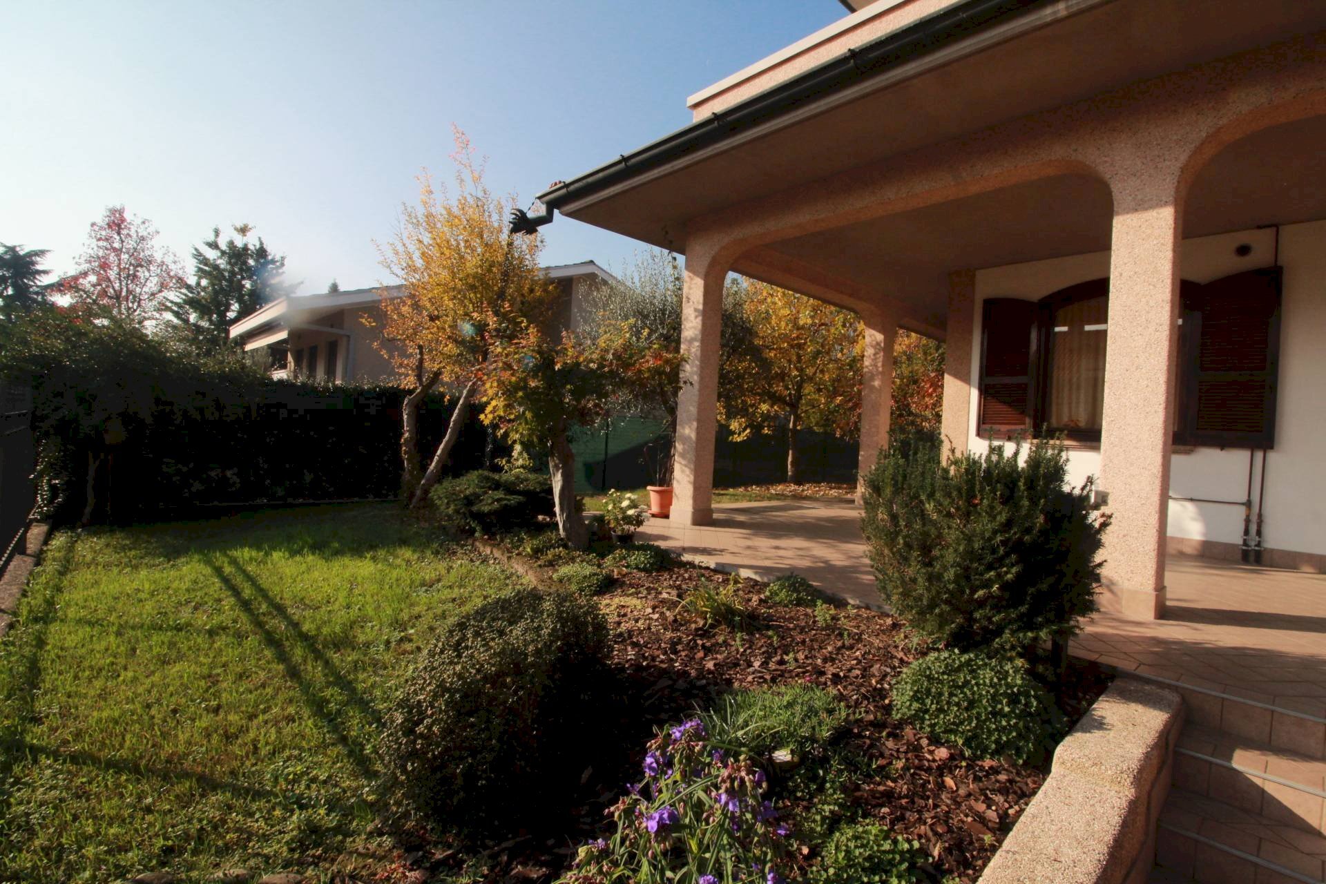 Foto 3 - Villa Via Casanova
 
9, Melzo - foto 3