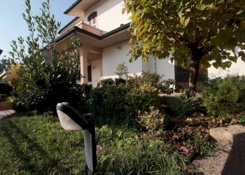 Foto 5 - Villa Via Casanova
 
9, Melzo - foto 5