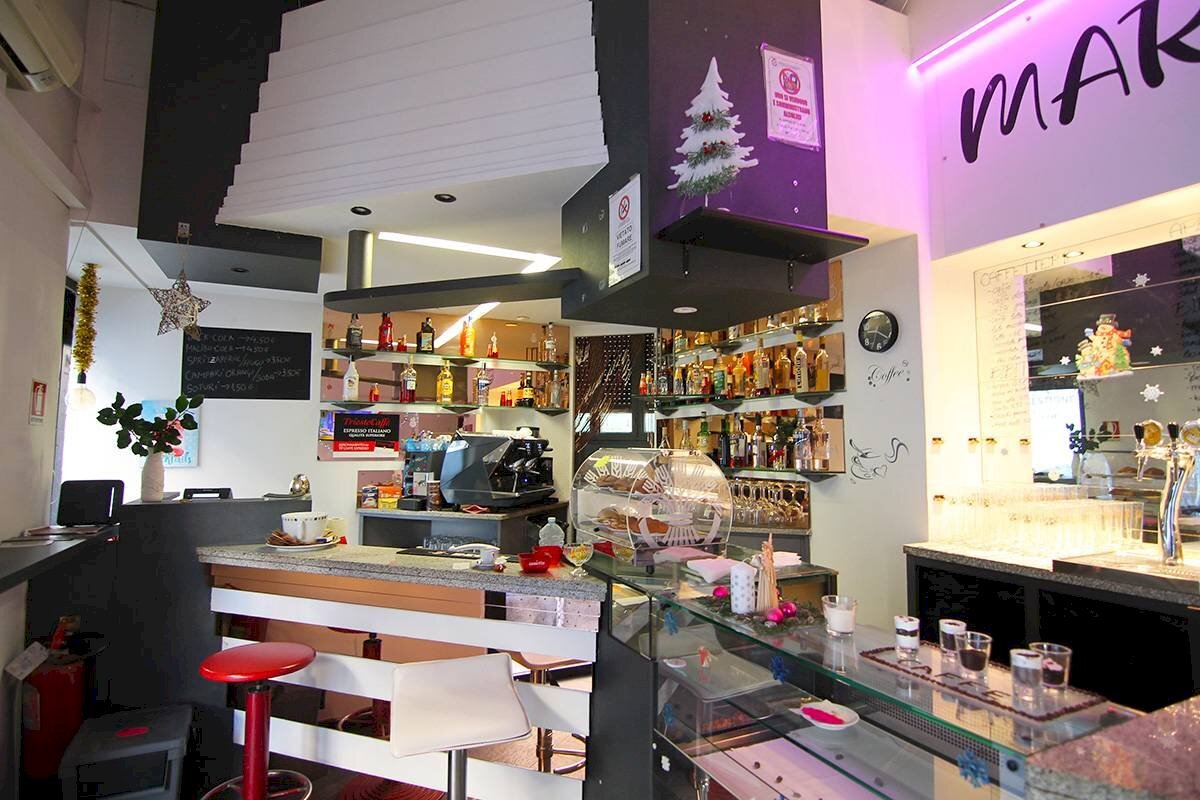 Interno - Commercial Premises Via Severo Fabio
 
49, Trieste - photo 2