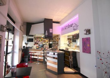 Interno - Commercial Premises Via Severo Fabio
 
49, Trieste - photo 1