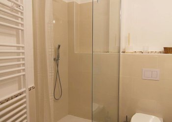 Bagno - Appartamento Piazza Cornelia Romana
 
3, Trieste - foto 17