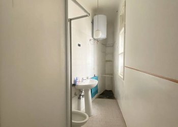 Bagno - Three-room apartment Via Aleardo Aleardi
 
7, Trieste - photo 17