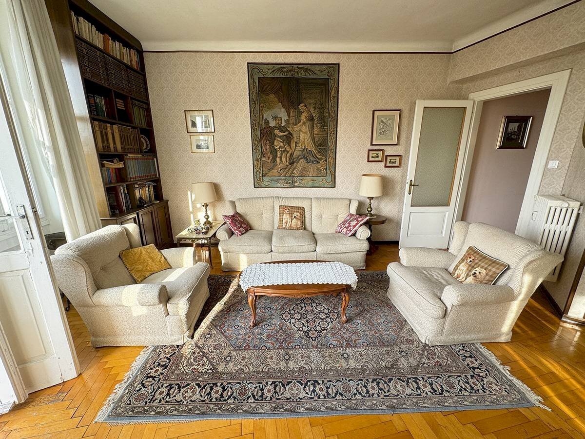 Soggiorno - Appartamento via tiepolo
 
1, Trieste - foto 3