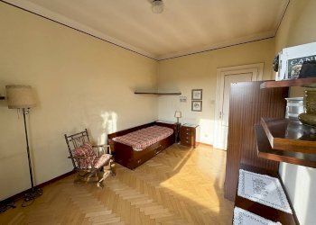 Camera matrimoniale - Appartamento via tiepolo
 
1, Trieste - foto 19