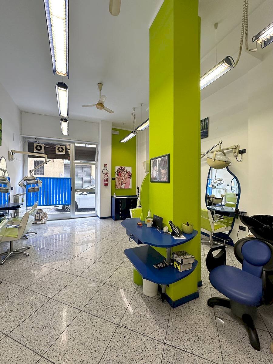 Vano - Locale Commerciale Via Barbariga
 
8, Trieste - foto 3