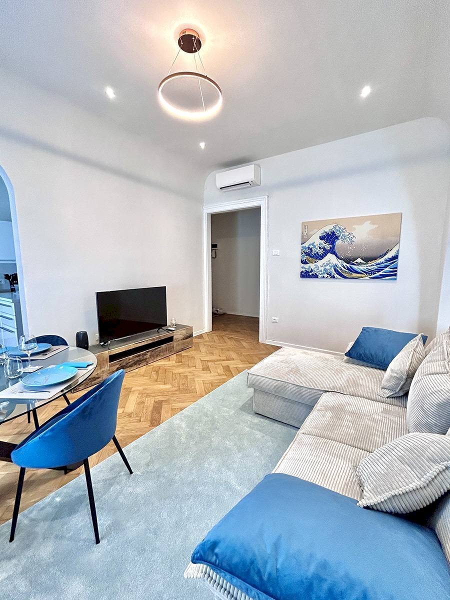 Zona giorno - Two-room apartment Salita Al Promontorio
 
10, Trieste - photo 3