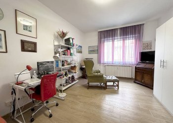 Camera matrimoniale - Four-room apartment Via Catullo
 
1, Trieste - photo 16