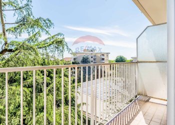 Balcone - Quadrilocale Via Treviglio
 
13, Busto Arsizio - foto 17