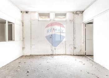 Stanza vuota - Capannone via Muratori
 
10, Busto Arsizio - foto 10