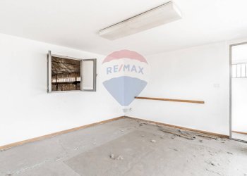 Stanza vuota - Capannone via Muratori
 
10, Busto Arsizio - foto 14