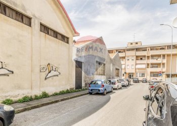 Edificio all\'aperto - Capannone via Muratori
 
10, Busto Arsizio - foto 19