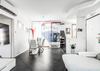 Sala da pranzo - Trilocale Via adige
 
2, Albizzate - foto 9