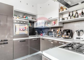 Cucina - Trilocale Via adige
 
2, Albizzate - foto 10