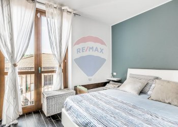 Camera / camera da letto - Trilocale Via adige
 
2, Albizzate - foto 17