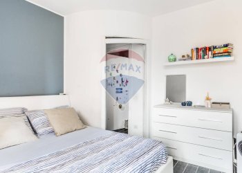 Camera / camera da letto - Trilocale Via adige
 
2, Albizzate - foto 18