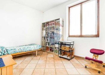 Camera / camera da letto - Azienda agricola via novara
 
225, Legnano - foto 10