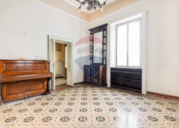 Stanza vuota - Villa via Leonardo Da Vinci
 
6, Busto Arsizio - foto 7