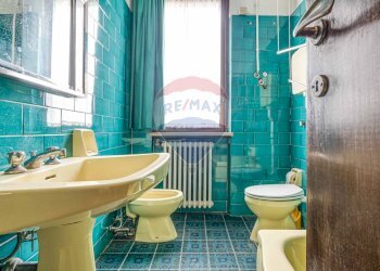 Bagno - Villa via Leonardo Da Vinci
 
6, Busto Arsizio - foto 13