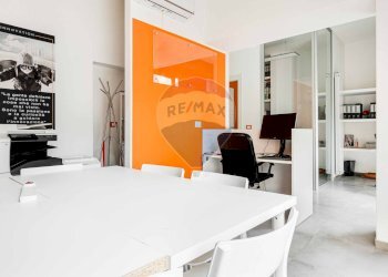 Sala da pranzo - Negozio magenta
 
19, Varese - foto 3