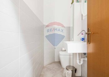 Bagno - Negozio magenta
 
19, Varese - foto 16