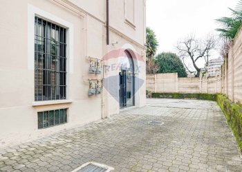 Terrazza - Negozio magenta
 
19, Varese - foto 17