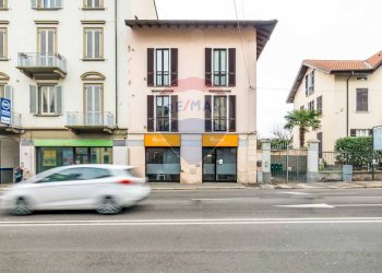 Edificio all\'aperto - Negozio magenta
 
19, Varese - foto 20