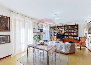 Sala da pranzo - Casa indipendente Via Cavour
 
41/A, Turate - foto 9