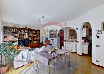 Sala da pranzo - Casa indipendente Via Cavour
 
41/A, Turate - foto 4