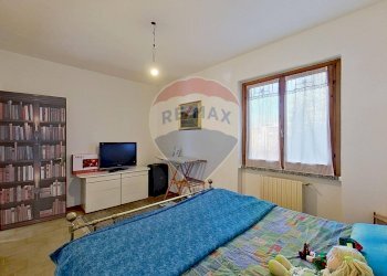 Camera / camera da letto - Casa indipendente Via Cavour
 
41/A, Turate - foto 31