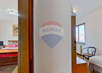 Camera / camera da letto - Casa indipendente Via Cavour
 
41/A, Turate - foto 34