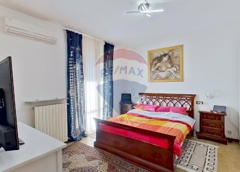 Camera / camera da letto - Casa indipendente Via Cavour
 
41/A, Turate - foto 38