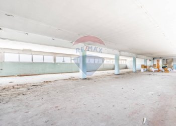 Parcheggio - Capannone Via Colombera
29, Solbiate Arno - foto 10