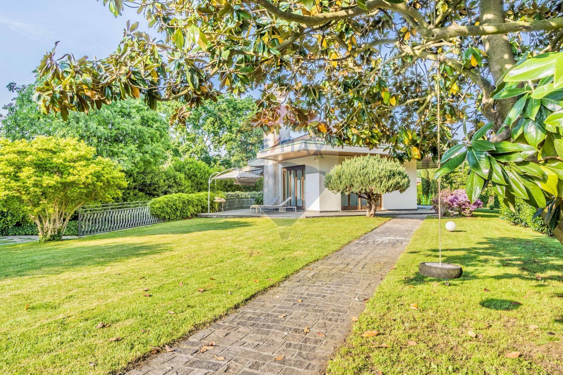 Giardino - Villa VIA CORRIDONI
 
29, Turbigo - photo 2