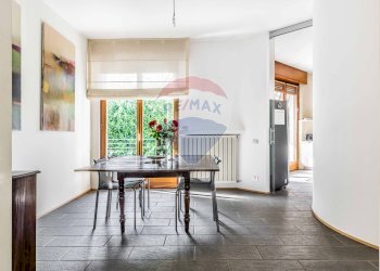 Sala da pranzo - Villa VIA CORRIDONI
 
29, Turbigo - foto 7