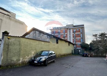 Edificio all\'aperto - Terreno edificabile via giuseppe garibaldi
25, Galliate - foto 8