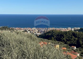 Vista dell\'acqua - Casa indipendente VIA LEON PANCALDO
 
26, Alassio - foto 5