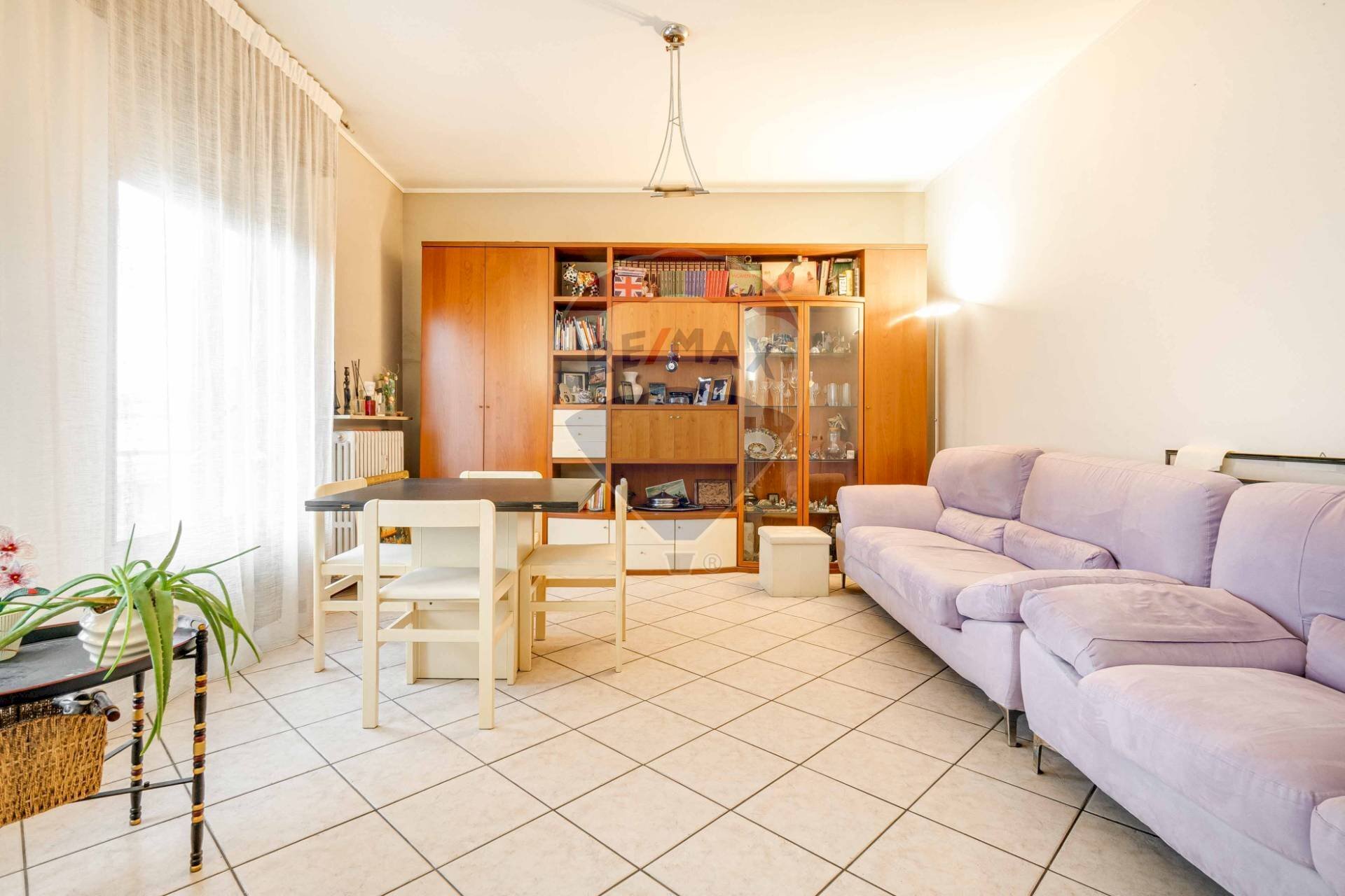 Sala da pranzo - Quadrilocale VIA CAMPO DEI FIORI
 
53, Gallarate - foto 3