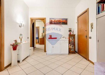 Hall / corridoio - Quadrilocale VIA CAMPO DEI FIORI
53, Gallarate - foto 9