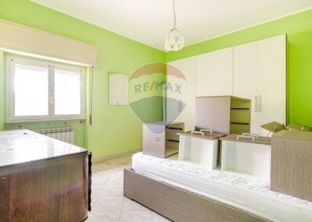 Camera / camera da letto - Bilocale VIA DELLA CHIESETTA
 
4, Castelletto Sopra Ticino - foto 13