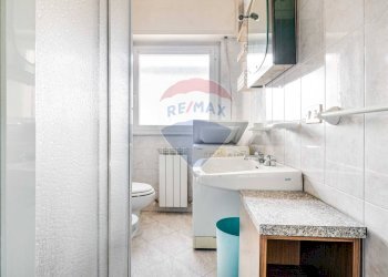 Bagno - Bilocale VIA DELLA CHIESETTA
 
4, Castelletto Sopra Ticino - foto 16