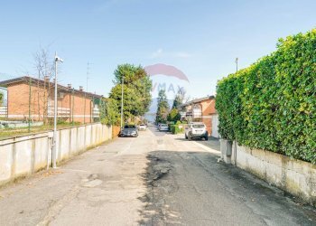 Edificio all\'aperto - Bilocale VIA DELLA CHIESETTA
 
4, Castelletto Sopra Ticino - foto 22